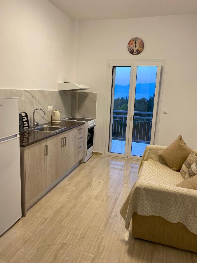 Jalna Apartments By Air Vitesse - Stunning Sea & Mountain Views With Pool - Kassiopi Dış mekan fotoğraf