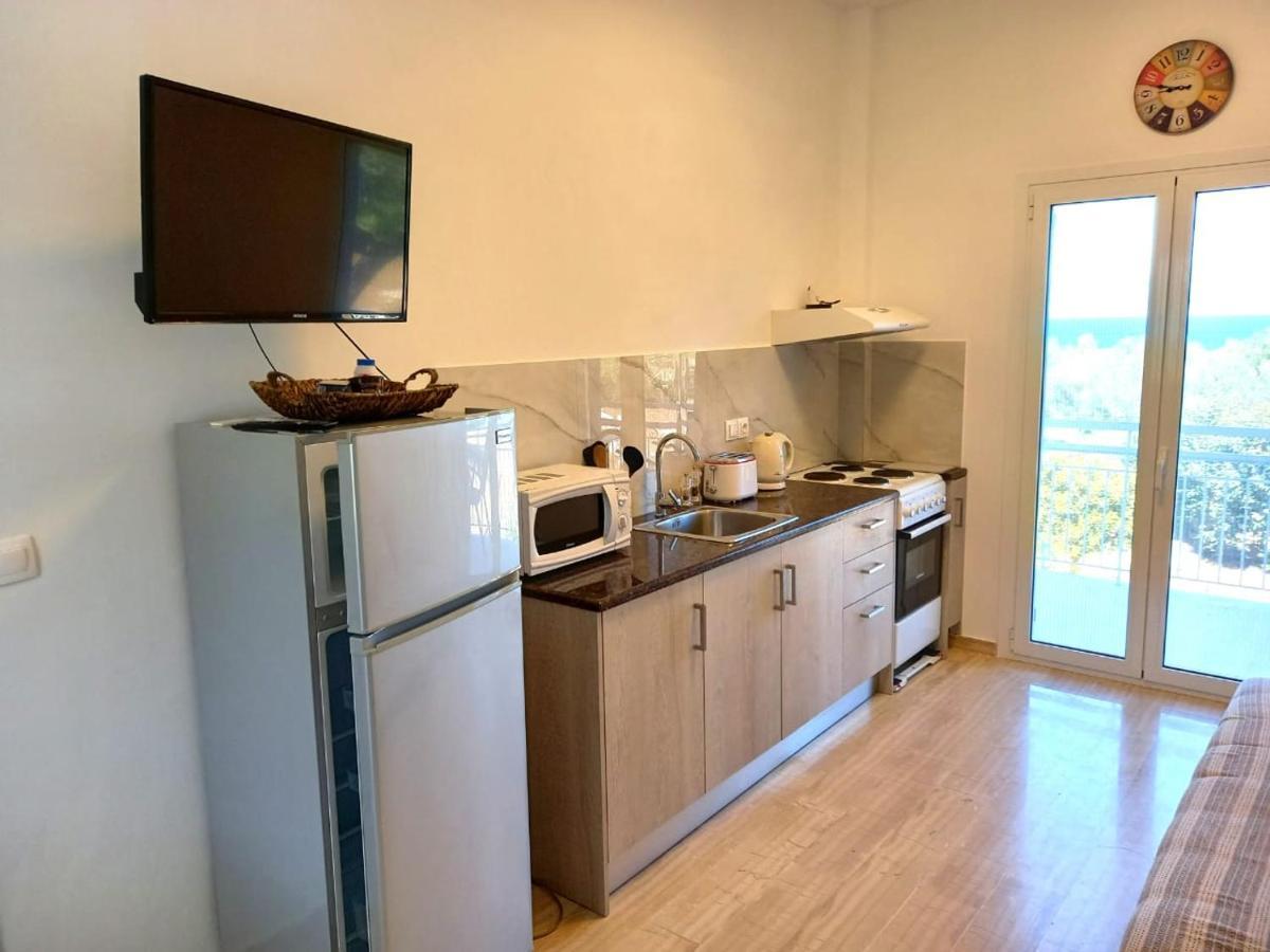 Jalna Apartments By Air Vitesse - Stunning Sea & Mountain Views With Pool - Kassiopi Dış mekan fotoğraf